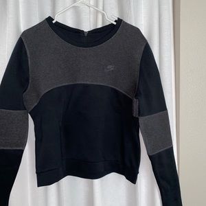 Nike sweatshirt